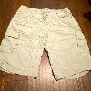 Columbia shorts size 6